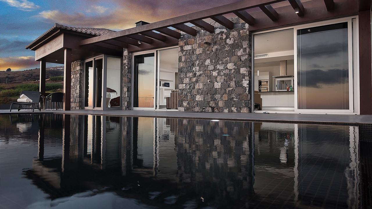 Ourmadeira - Cliffscape, Panoramic Seaviews Villa Estreito Da Calheta Bagian luar foto