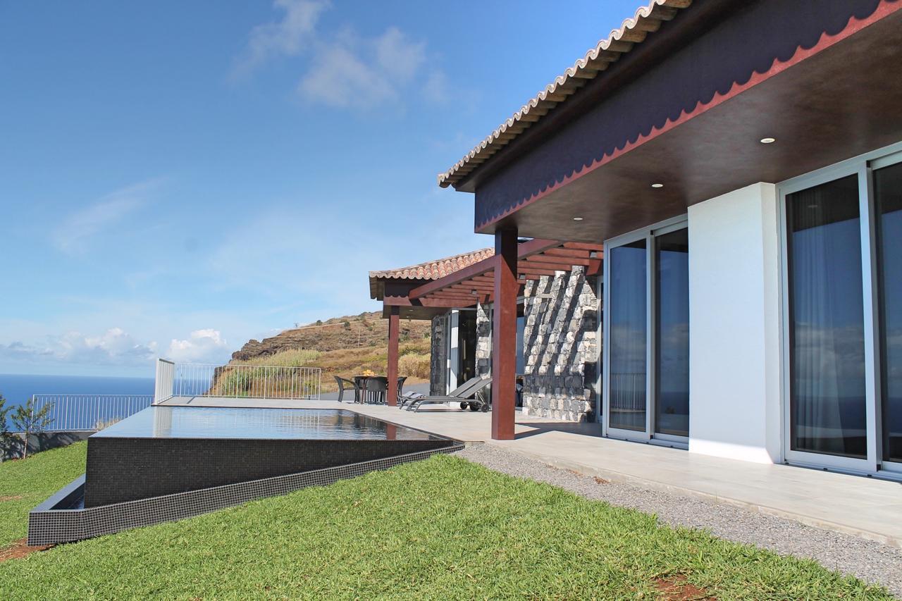 Ourmadeira - Cliffscape, Panoramic Seaviews Villa Estreito Da Calheta Bagian luar foto